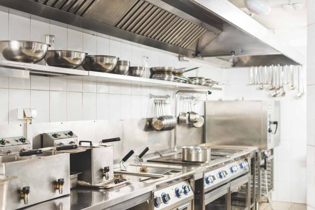 Restaurant kitchen cleaning services in Columbus, Cincinnati, Cleveland, Dayton, Springfield, Newark, Ohio showing a cleaned kitchen ready for the chef to arrive